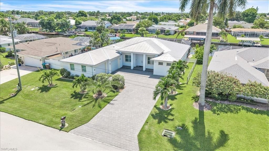 2918 SE 10th Pl, Cape Coral, FL 33904 Photo