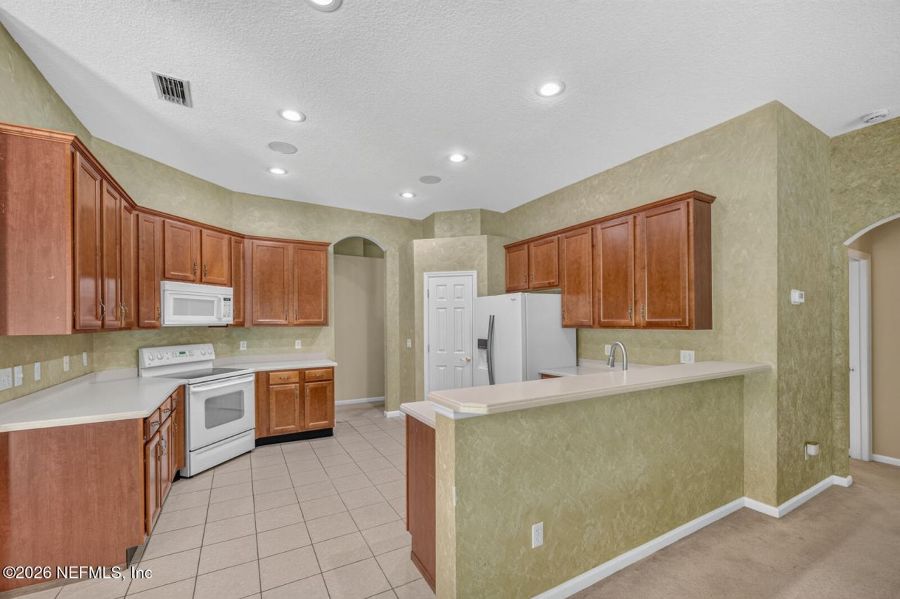 11032 S Royal County Drive, Jacksonville, FL 32221 Photo