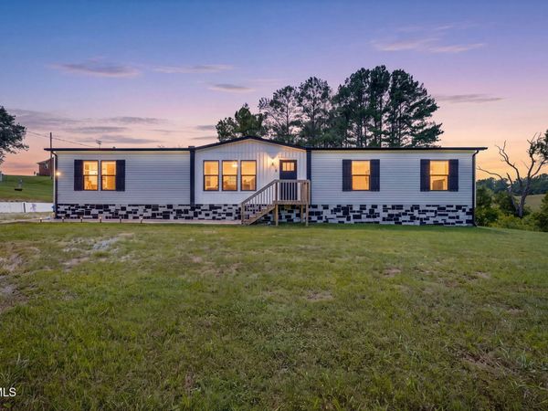 215 Wayland Boulevard, Bulls Gap, TN 37711