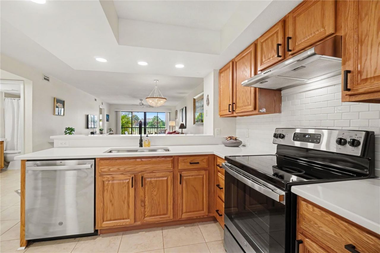 3627 Bal Harbor Boulevard, Unit 111, Punta Gorda, FL 33950 Photo
