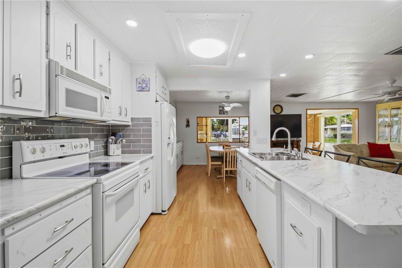 5510 Denmark Drive, Bradenton, FL 34207 Photo