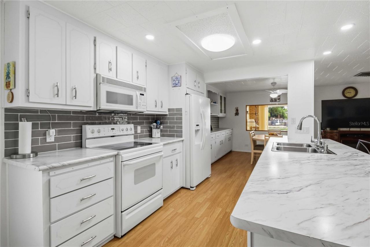 5510 Denmark Drive, Bradenton, FL 34207 Photo