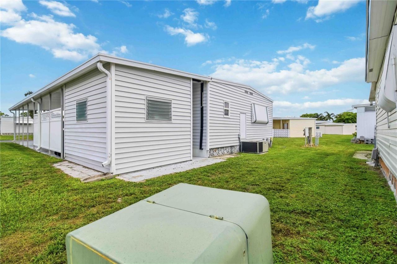 5510 Denmark Drive, Bradenton, FL 34207 Photo