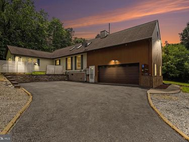 70 DEER LANE, HOLTWOOD, PA 17532