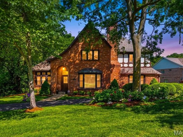12461 W Watson Road, St Louis, MO 63127
