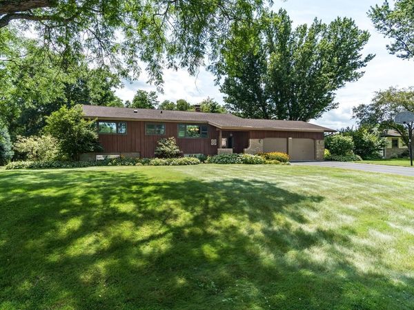 W4939 Hoeth STREET, La Crosse, WI 54601