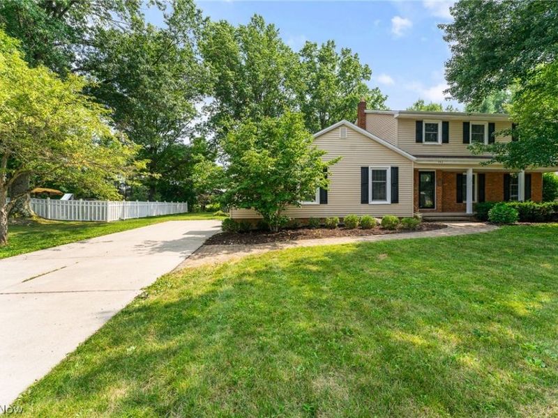 442 S Briarcliff Drive, Canfield, OH 44406 Photo 2