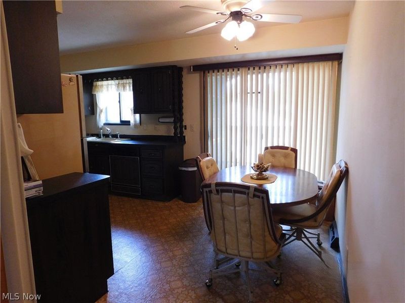 616 Judie Drive, Cleveland, OH 44109 Photo 12