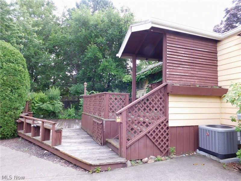 616 Judie Drive, Cleveland, OH 44109 Photo 44