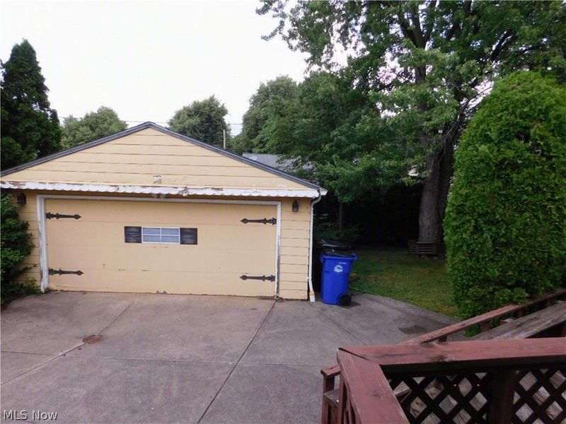 616 Judie Drive, Cleveland, OH 44109 Photo 45