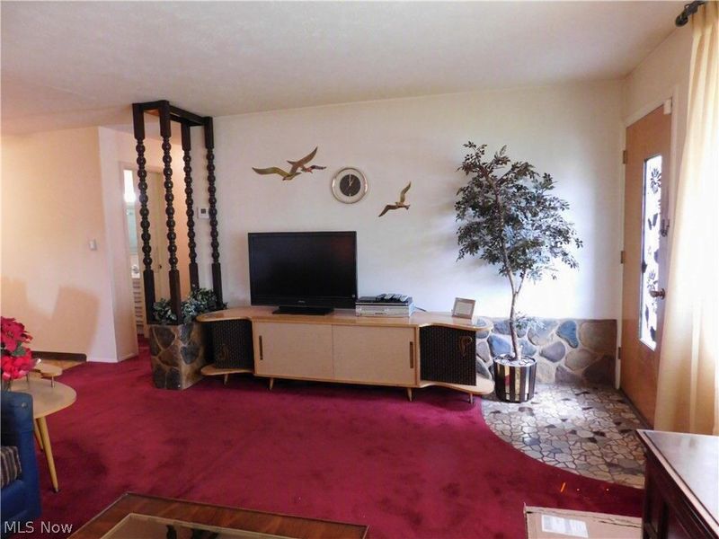 616 Judie Drive, Cleveland, OH 44109 Photo 8