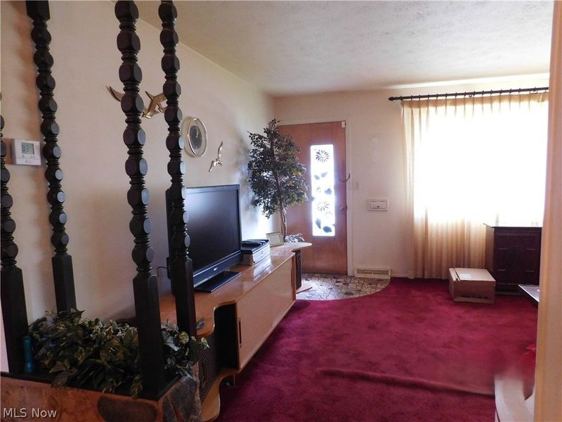 616 Judie Drive, Cleveland, OH 44109 Photo 9
