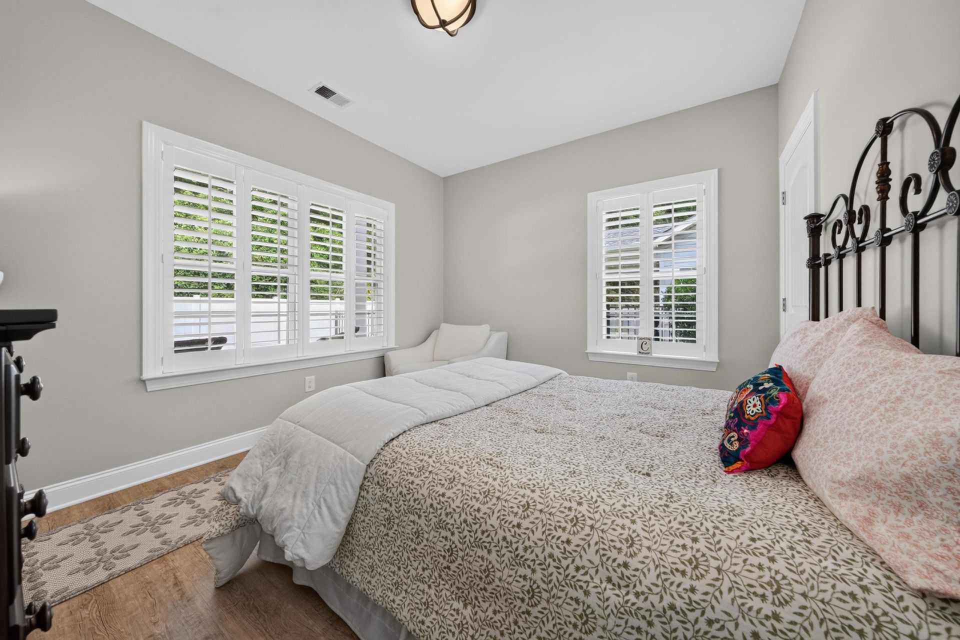 5 Turnbridge Ct.  Photo 32