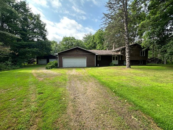 6662 167th Avenue NE, Columbus, MN 55025