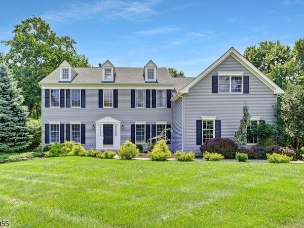 6 Ginger Ln, Washington, NJ 07853