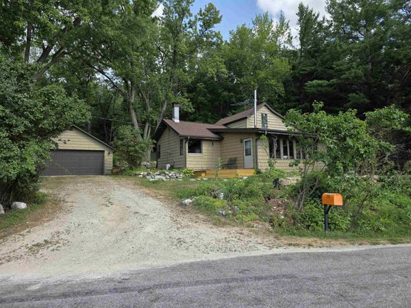 3710 Johnson Drive, Deerfield, WI 53531