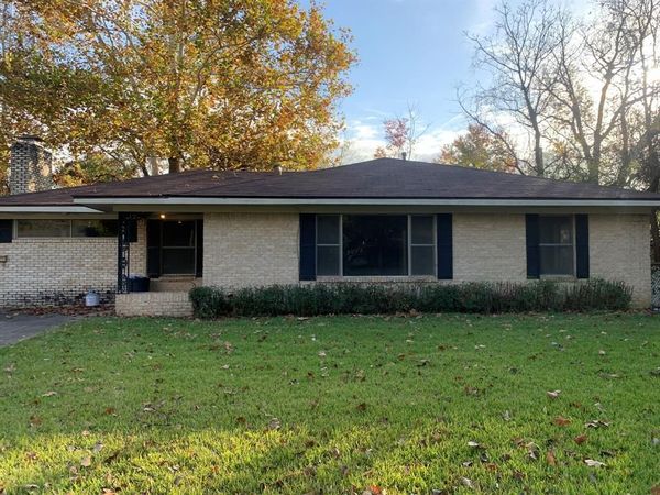 2204 Clinton Street , Bossier City, LA 71111