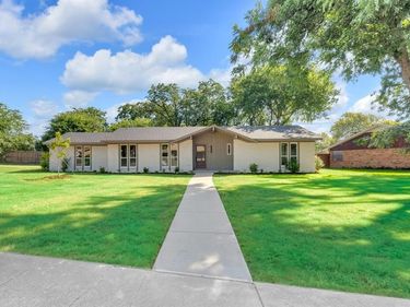 619 Green Castle Drive, Dallas, TX 75232