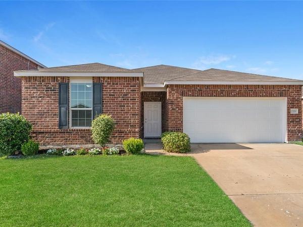 2328 Bernese Lane , Fort Worth, TX 76131
