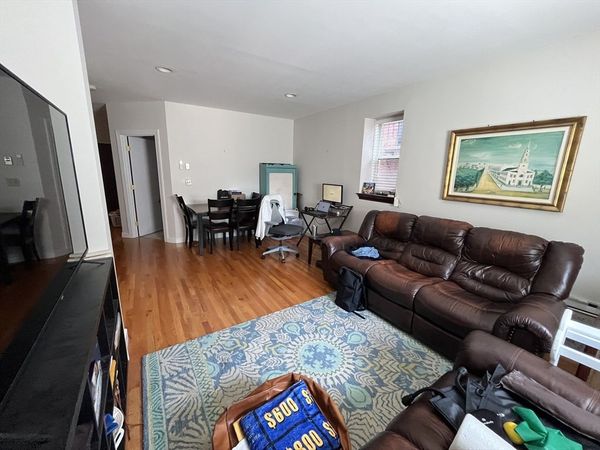 42-44 Saint Botolph Street, Unit 3C, Boston, MA 02116