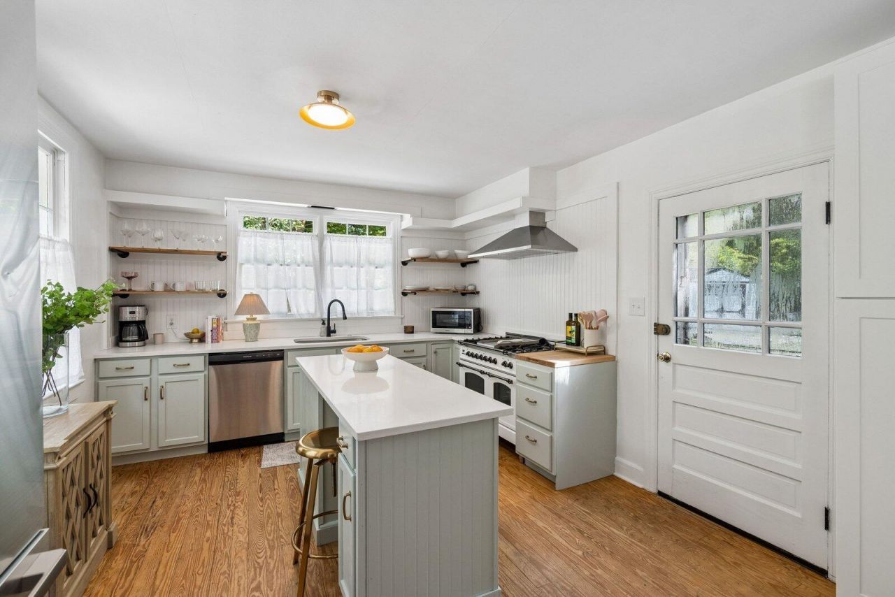 205 Tea Farm Road Photo 11