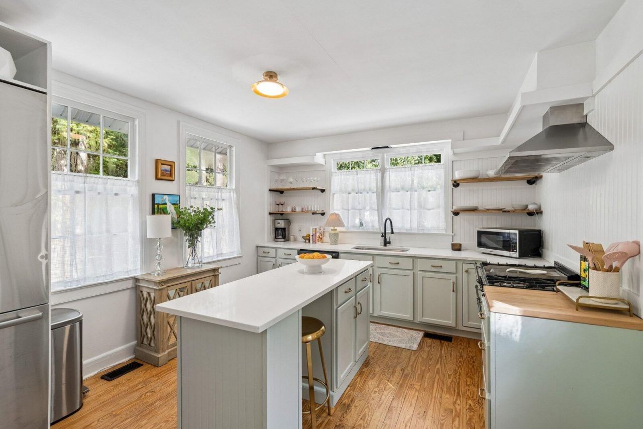 205 Tea Farm Road Photo 13