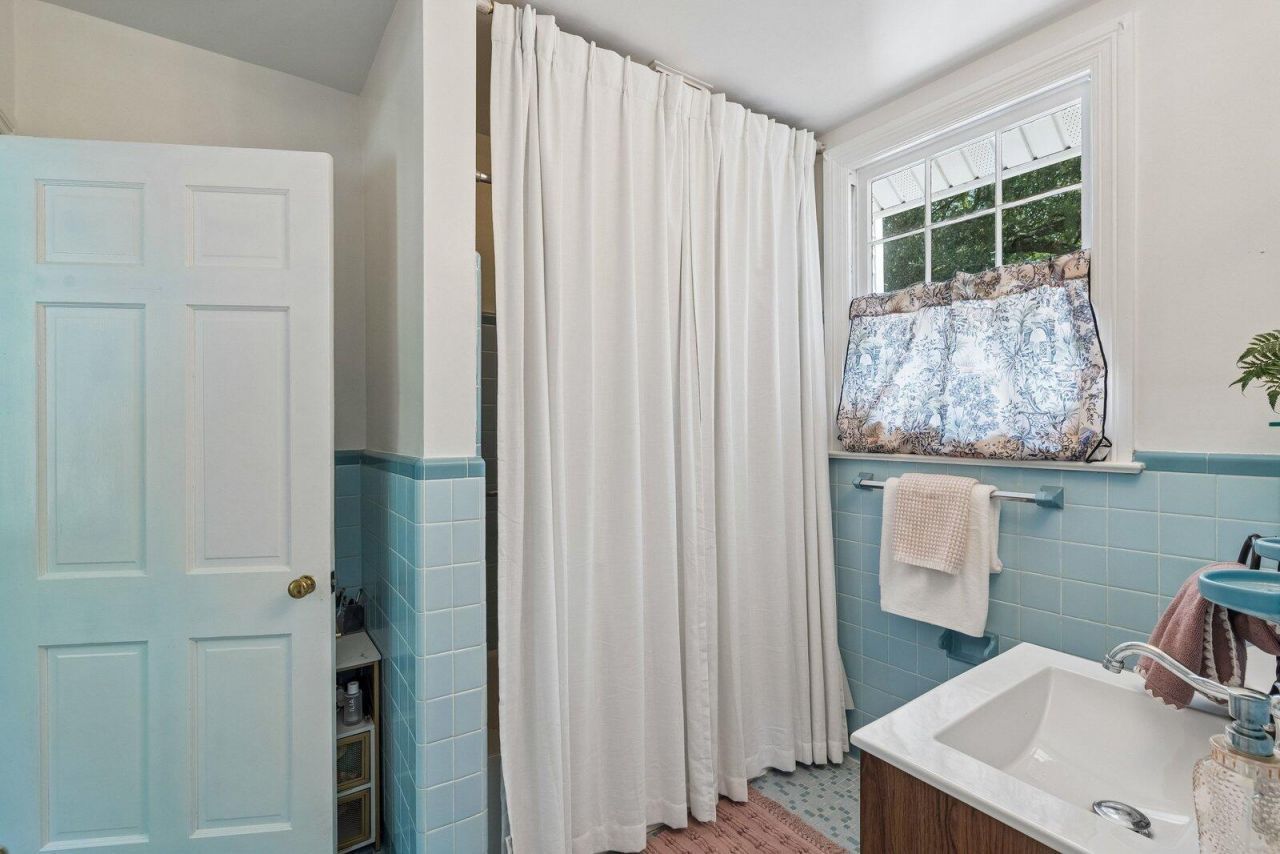 205 Tea Farm Road Photo 32