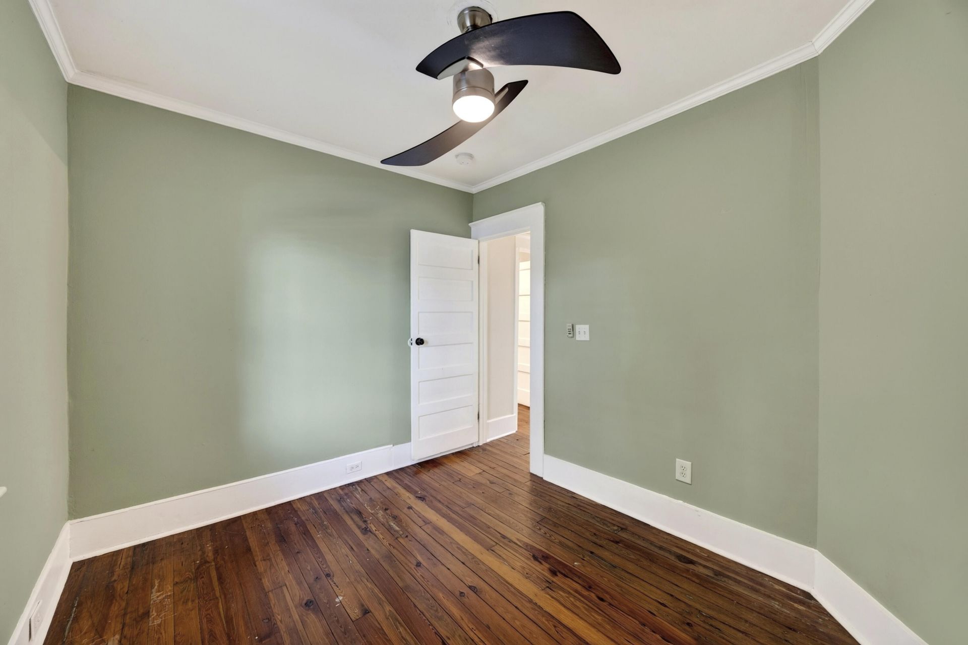2 Middleton Place Photo 30