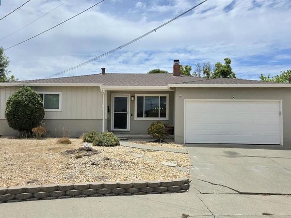 2068 Revere Dr, Concord, CA 94520