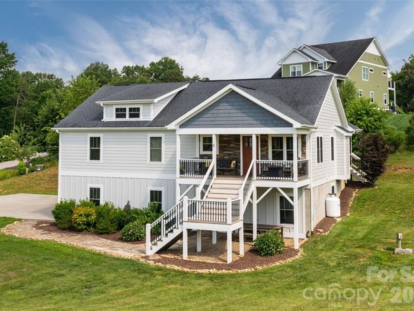 11 Ibbie Roberts Road , Alexander, NC 28701
