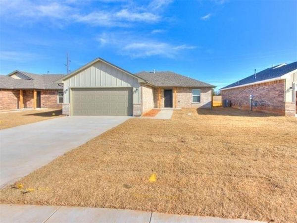 1617 Highland Loop, Guthrie, OK 73044