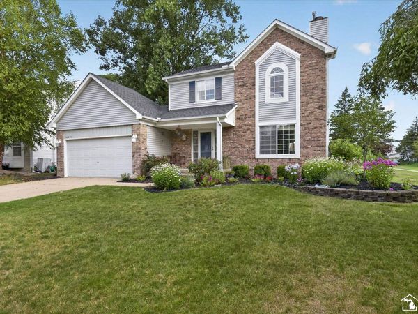 43616 Lotus Drive, Canton, MI 48188