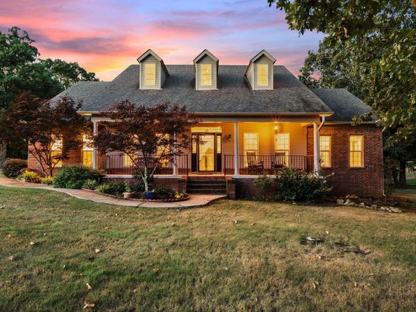 82 Northlake Circle, Conway, AR 72032