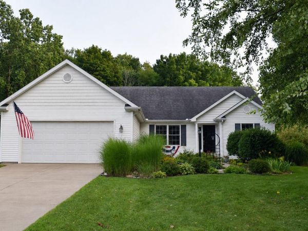 3970 N Hidden Valley Trail N, Niles, MI 49120