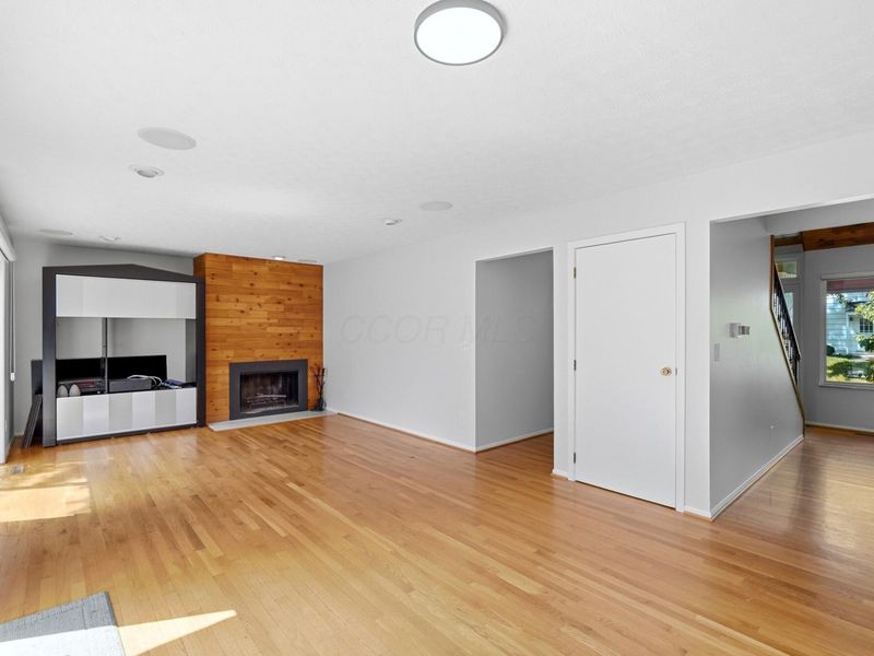 1916 W Lane Avenue , Upper Arlington, OH 43221 Photo 9