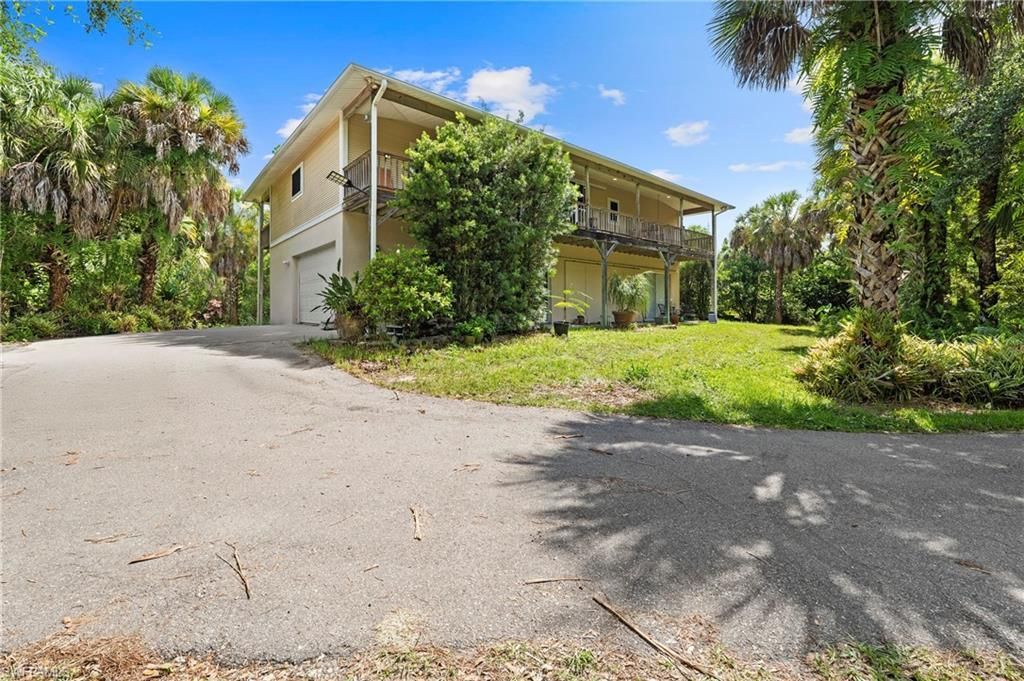 875 20th St Ne, Naples, FL 34120 Photo