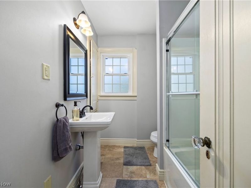 26019 Lake Road, Bay Village, OH 44140 Photo 19