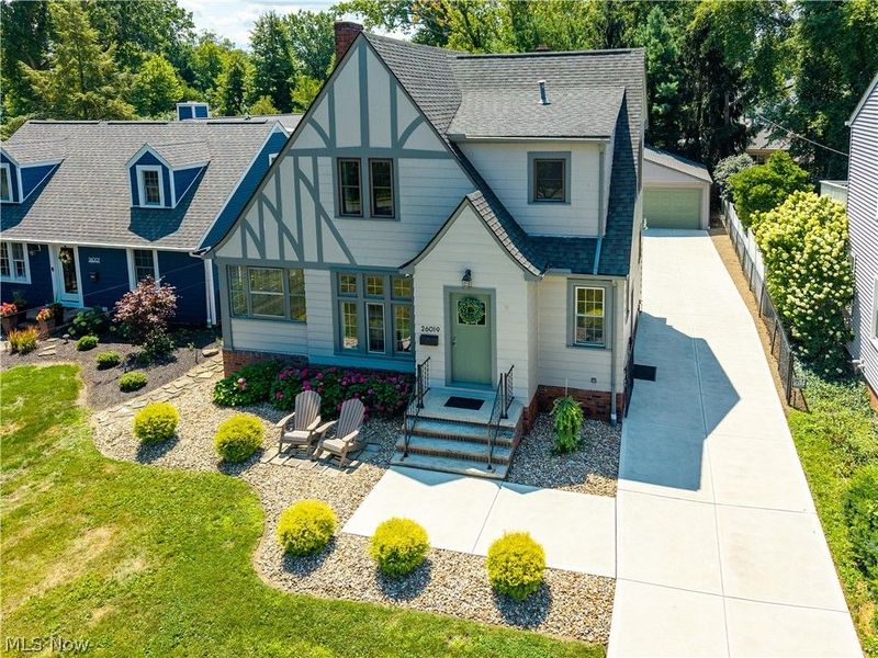 26019 Lake Road, Bay Village, OH 44140 Photo 4
