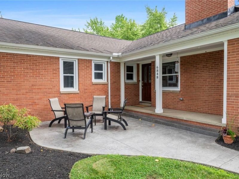 6848 Rosemont Drive, Brecksville, OH 44141 Photo 7