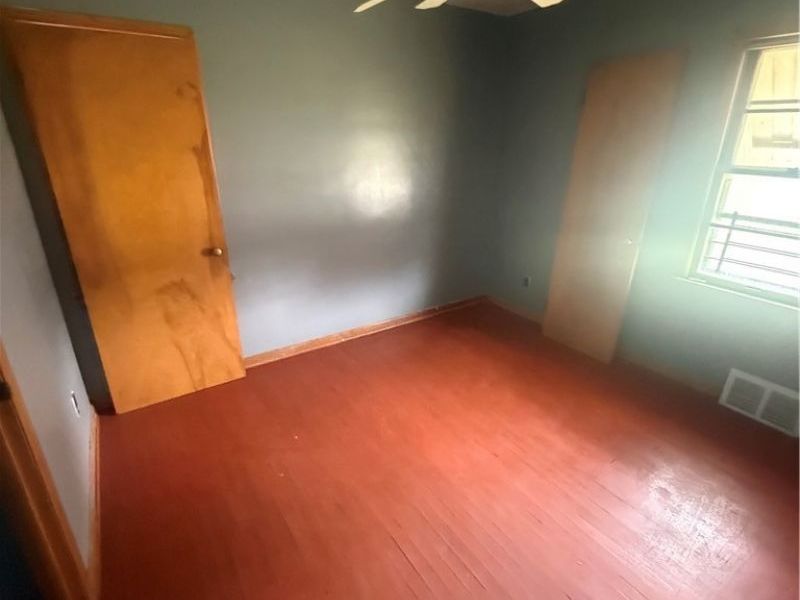 14602 Harvard Avenue, Cleveland, OH 44128 Photo 3