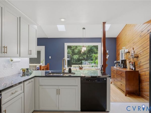 11518 Poplar Ridge Road, Midlothian, VA 23236