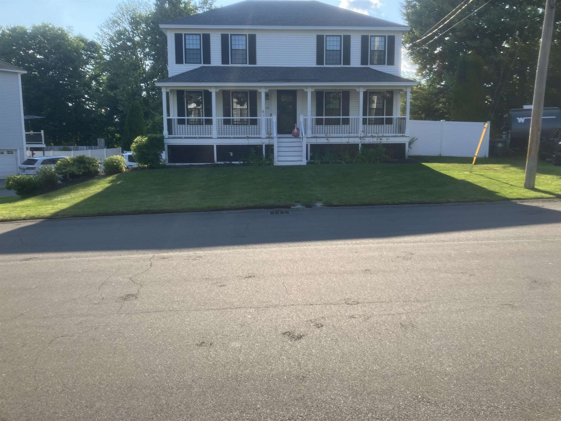 114 Morning Glory Drive, Manchester, NH 03109 Main Photo