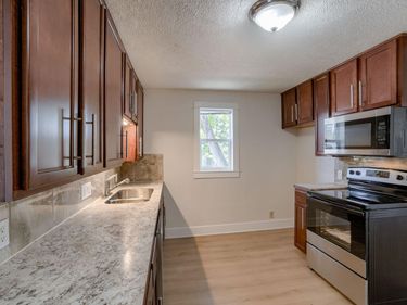 553 MILL Street, COUNCIL BLUFFS, IA 51503