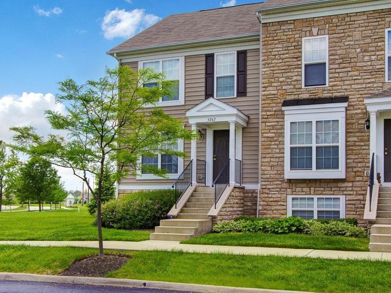 5267 Cross River Falls Boulevard, Dublin, OH 43016 Photo 1