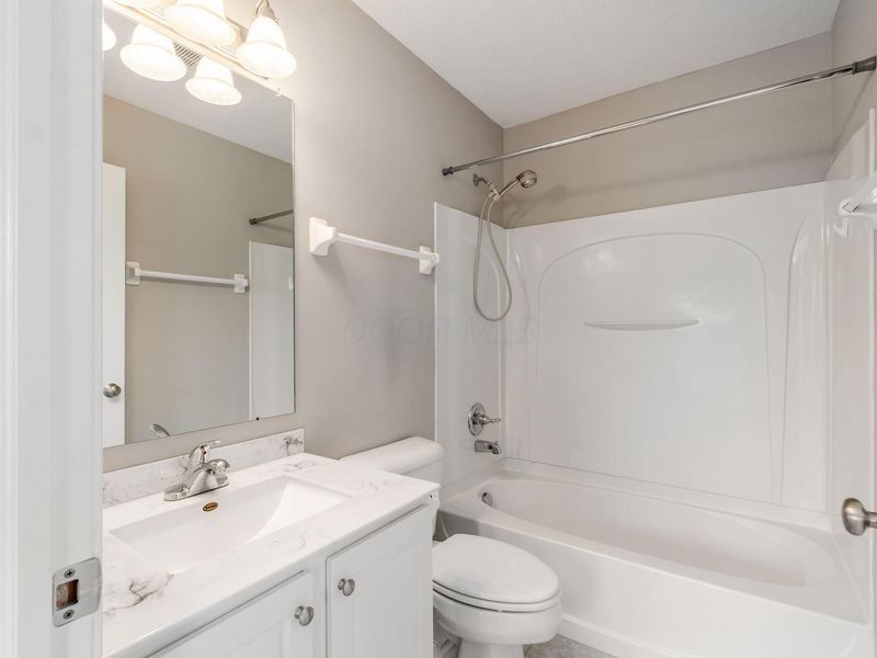 5267 Cross River Falls Boulevard, Dublin, OH 43016 Photo 12