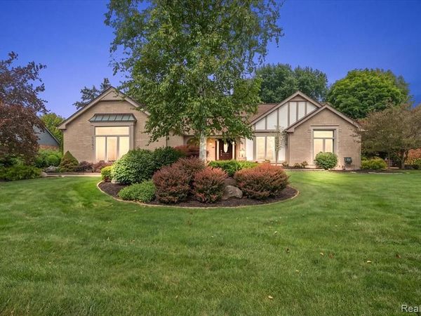 6545 Basswood Drive, Troy, MI 48098