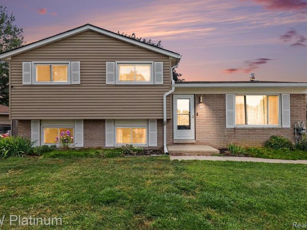 32369 Norwich Court, Fraser, Mi 48026