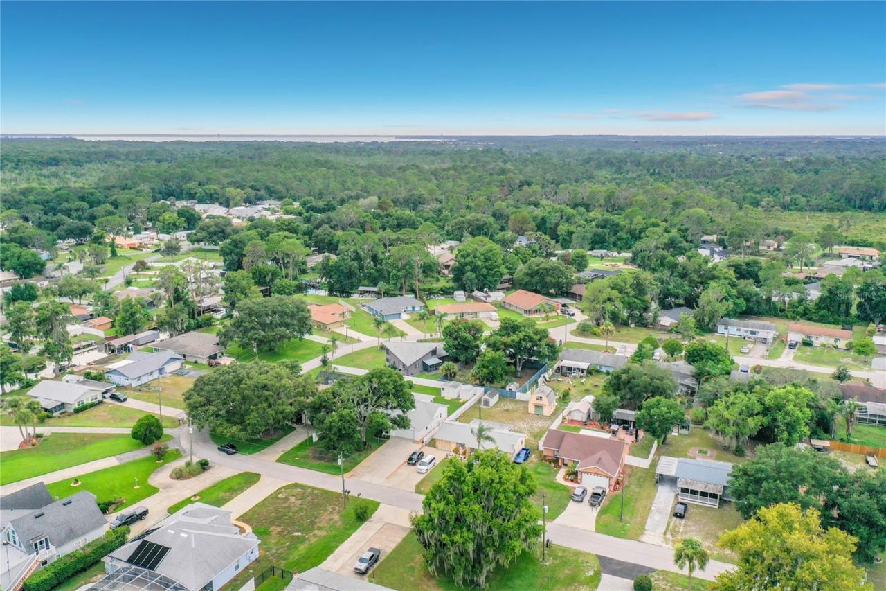 33909 Linda Lane, Leesburg, FL 34788 Photo