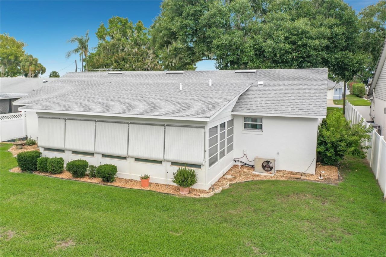 33909 Linda Lane, Leesburg, FL 34788 Photo