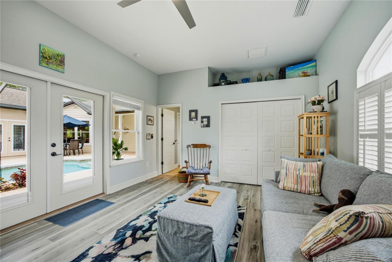 10570 NW 25th Lane, Gainesville, FL 32606 Photo